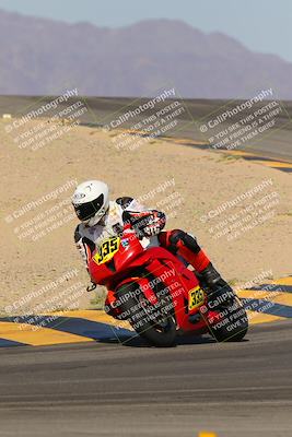 media/Oct-08-2023-CVMA (Sun) [[dbfe88ae3c]]/Race 3 Amateur Supersport Middleweight/